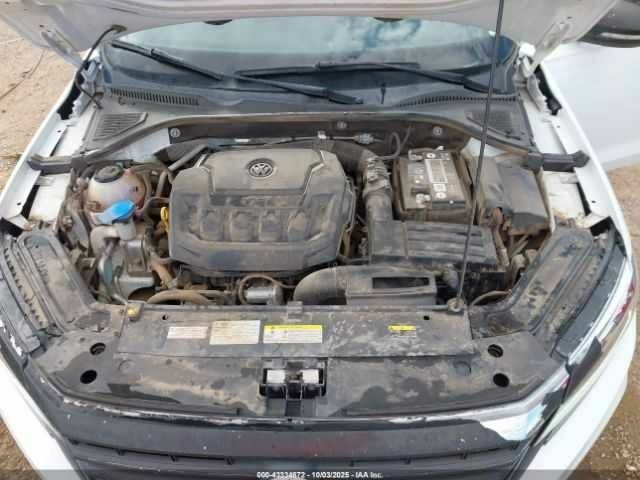 Фольксваген Пассат 2021 в Львове на Automoto.ua Белый Фольксваген Пассат, объемом двигателя 0 л и пробегом 76 тыс. км за 4000 $, фото 9 на Automoto.ua