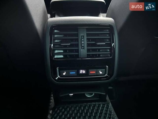 Білий Фольксваген Пассат, об'ємом двигуна 2 л та пробігом 87 тис. км за 35000 $, фото 25 на Automoto.ua