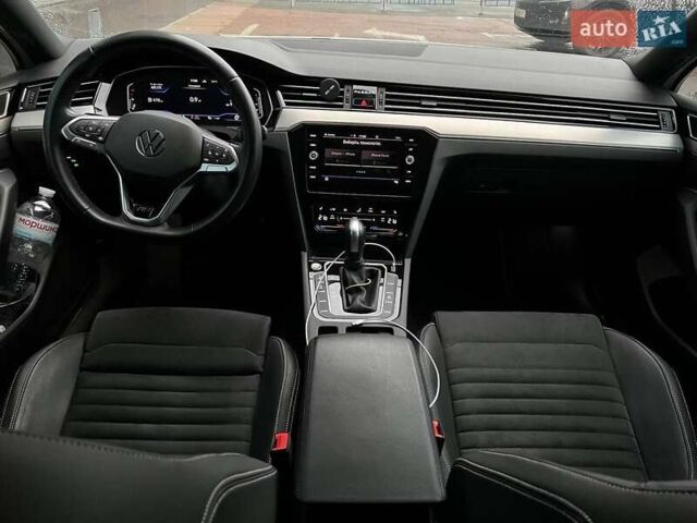 Білий Фольксваген Пассат, об'ємом двигуна 2 л та пробігом 87 тис. км за 35000 $, фото 18 на Automoto.ua