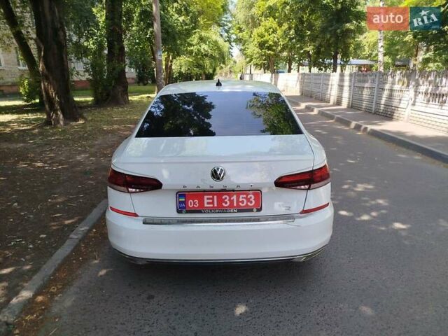 Білий Фольксваген Пассат, об'ємом двигуна 2 л та пробігом 195 тис. км за 15999 $, фото 14 на Automoto.ua