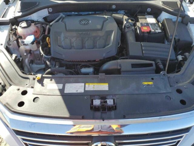 Белый Фольксваген Пассат, объемом двигателя 2 л и пробегом 67 тыс. км за 12050 $, фото 10 на Automoto.ua