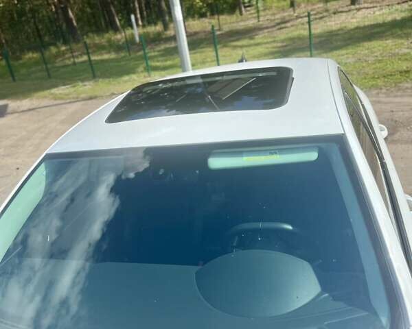 Белый Фольксваген Пассат, объемом двигателя 1.98 л и пробегом 110 тыс. км за 17800 $, фото 4 на Automoto.ua