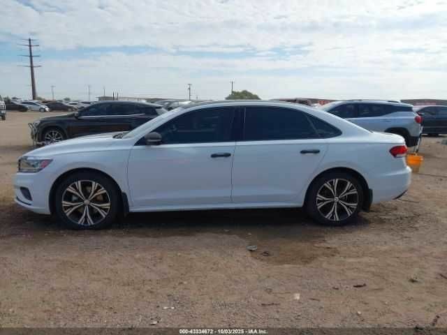 Фольксваген Пассат 2021 в Львове на Automoto.ua Белый Фольксваген Пассат, объемом двигателя 0 л и пробегом 76 тыс. км за 4000 $, фото 13 на Automoto.ua