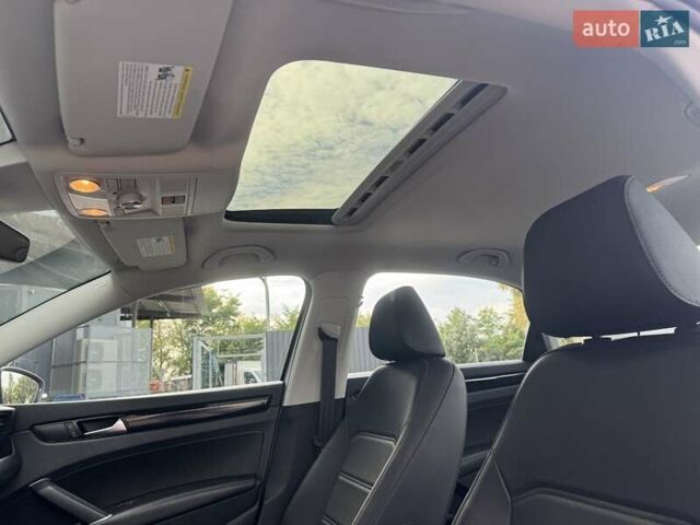 Белый Фольксваген Пассат, объемом двигателя 2 л и пробегом 51 тыс. км за 20900 $, фото 19 на Automoto.ua