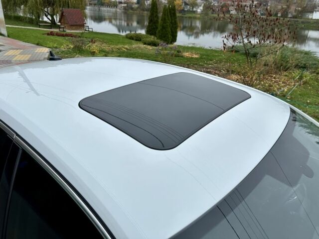 Белый Фольксваген Пассат, объемом двигателя 2 л и пробегом 105 тыс. км за 16700 $, фото 13 на Automoto.ua