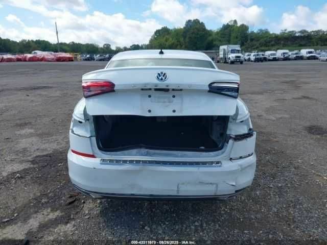 Фольксваген Пассат 2021 в Ивано-Франковске на Automoto.ua Белый Фольксваген Пассат, объемом двигателя 2 л и пробегом 43 тыс. км за 4500 $, фото 16 на Automoto.ua