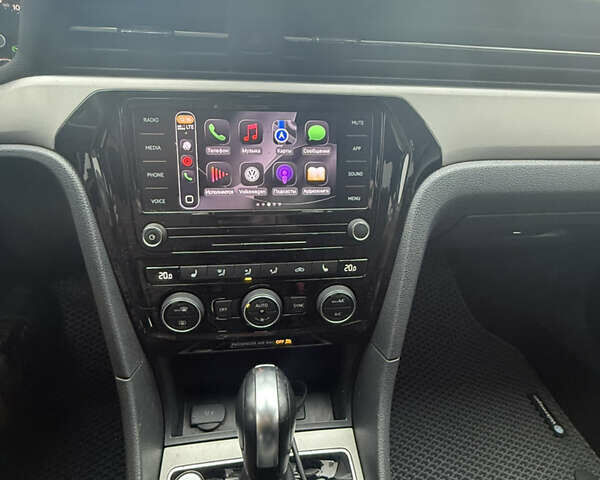 Белый Фольксваген Пассат, объемом двигателя 1.98 л и пробегом 106 тыс. км за 19000 $, фото 16 на Automoto.ua