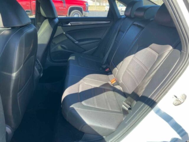 Белый Фольксваген Пассат, объемом двигателя 2 л и пробегом 12 тыс. км за 10300 $, фото 9 на Automoto.ua