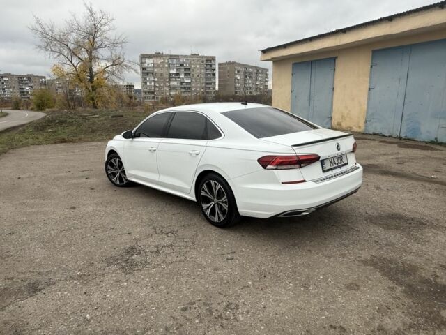 Белый Фольксваген Пассат, объемом двигателя 2 л и пробегом 106 тыс. км за 18500 $, фото 2 на Automoto.ua