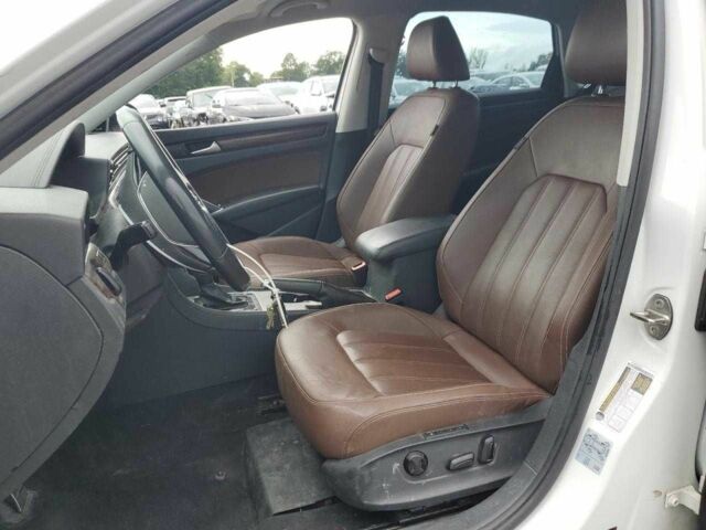 Білий Фольксваген Пассат, об'ємом двигуна 2 л та пробігом 21 тис. км за 4500 $, фото 3 на Automoto.ua