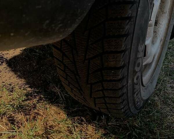 Белый Фольксваген Пассат, объемом двигателя 1.6 л и пробегом 100 тыс. км за 1500 $, фото 4 на Automoto.ua