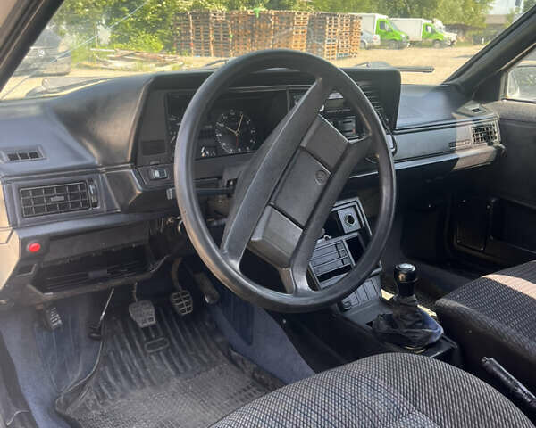 Белый Фольксваген Пассат, объемом двигателя 1.6 л и пробегом 285 тыс. км за 850 $, фото 9 на Automoto.ua