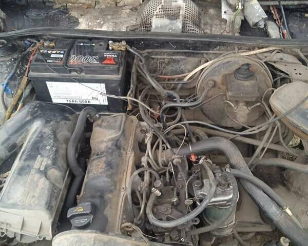 Білий Фольксваген Пассат, об'ємом двигуна 1.6 л та пробігом 300 тис. км за 850 $, фото 5 на Automoto.ua