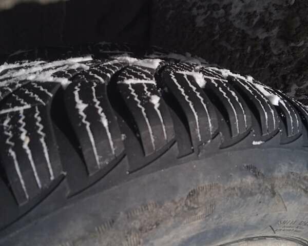 Білий Фольксваген Пассат, об'ємом двигуна 1.8 л та пробігом 280 тис. км за 1250 $, фото 7 на Automoto.ua