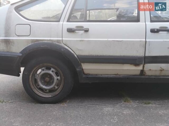 Белый Фольксваген Пассат, объемом двигателя 1.6 л и пробегом 598 тыс. км за 650 $, фото 5 на Automoto.ua