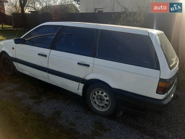 Белый Фольксваген Пассат, объемом двигателя 1.8 л и пробегом 600 тыс. км за 950 $, фото 1 на Automoto.ua