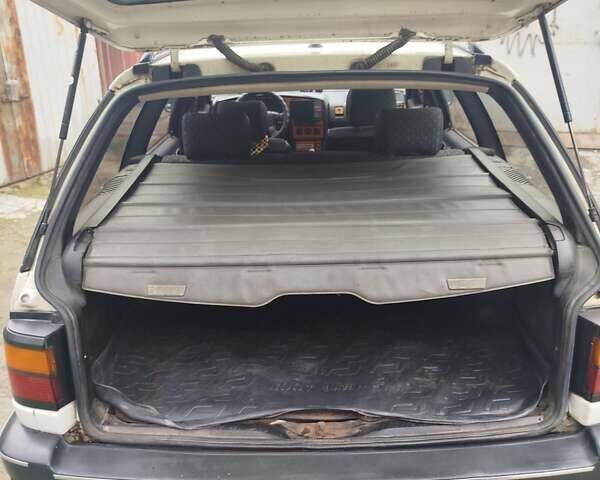 Белый Фольксваген Пассат, объемом двигателя 1.6 л и пробегом 500 тыс. км за 1700 $, фото 7 на Automoto.ua