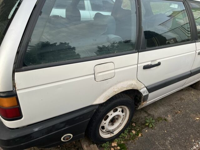 Білий Фольксваген Пассат, об'ємом двигуна 1.8 л та пробігом 3 тис. км за 525 $, фото 3 на Automoto.ua