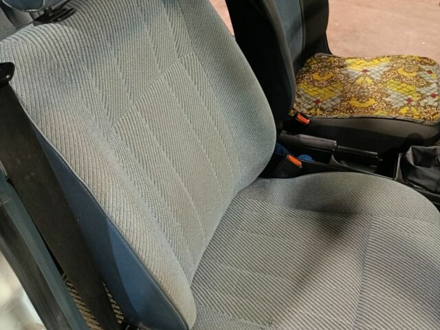 Білий Фольксваген Пассат, об'ємом двигуна 8 л та пробігом 270 тис. км за 2500 $, фото 9 на Automoto.ua