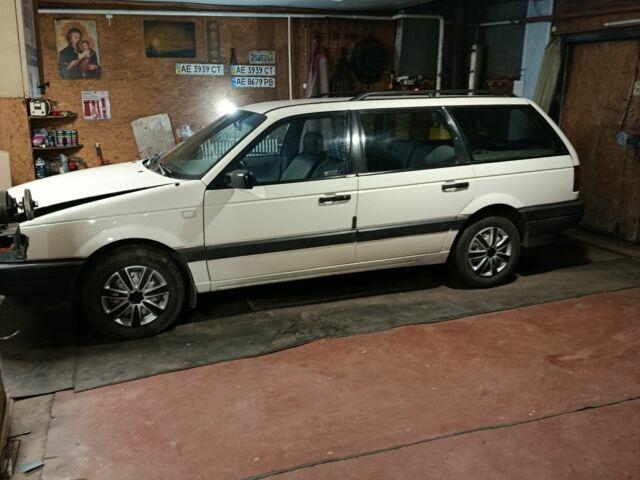 Білий Фольксваген Пассат, об'ємом двигуна 8 л та пробігом 270 тис. км за 2500 $, фото 21 на Automoto.ua