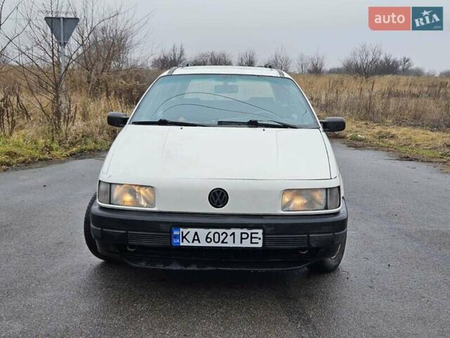 Белый Фольксваген Пассат, объемом двигателя 1.78 л и пробегом 450 тыс. км за 1500 $, фото 6 на Automoto.ua