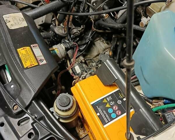 Білий Фольксваген Пассат, об'ємом двигуна 8 л та пробігом 270 тис. км за 2500 $, фото 3 на Automoto.ua