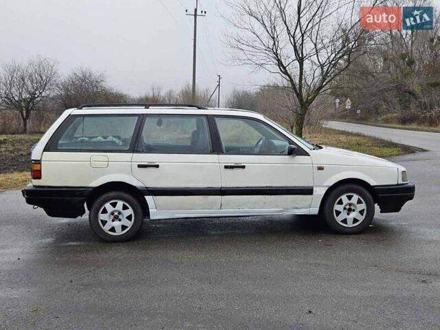 Белый Фольксваген Пассат, объемом двигателя 1.78 л и пробегом 450 тыс. км за 1500 $, фото 10 на Automoto.ua