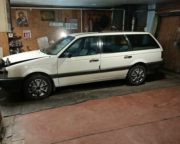 Білий Фольксваген Пассат, об'ємом двигуна 8 л та пробігом 270 тис. км за 2500 $, фото 20 на Automoto.ua