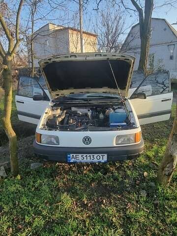 Белый Фольксваген Пассат, объемом двигателя 1.9 л и пробегом 350 тыс. км за 2500 $, фото 5 на Automoto.ua