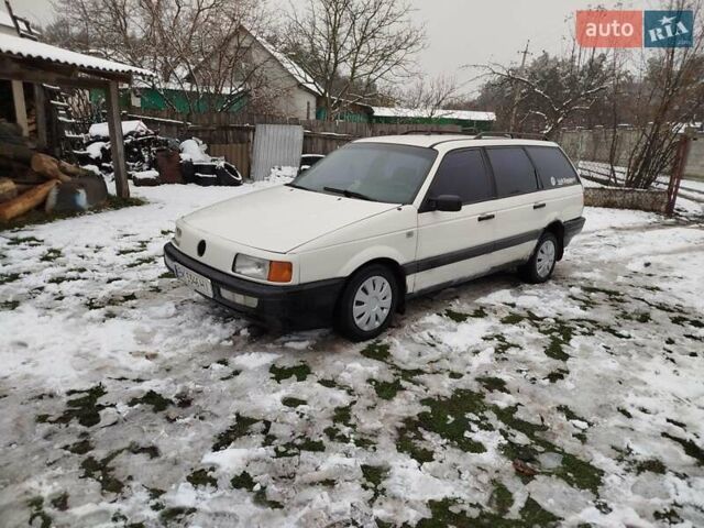 Белый Фольксваген Пассат, объемом двигателя 1.78 л и пробегом 250 тыс. км за 1350 $, фото 8 на Automoto.ua