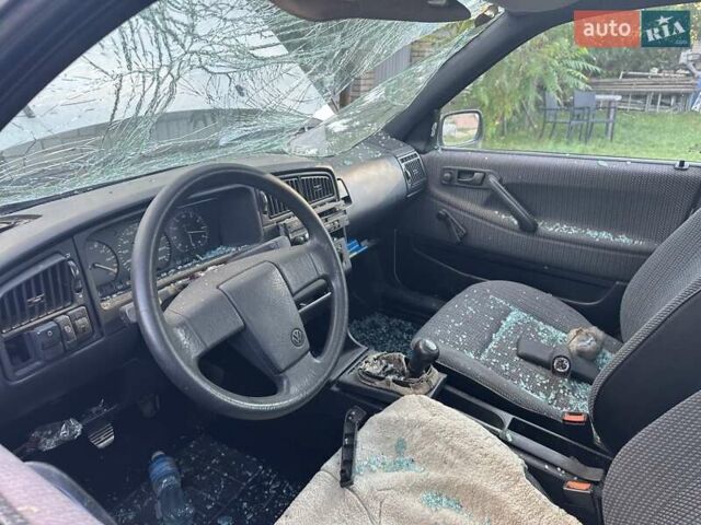 Белый Фольксваген Пассат, объемом двигателя 1.8 л и пробегом 435 тыс. км за 500 $, фото 3 на Automoto.ua