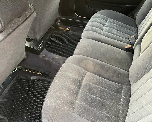 Білий Фольксваген Пассат, об'ємом двигуна 1.8 л та пробігом 341 тис. км за 1900 $, фото 24 на Automoto.ua