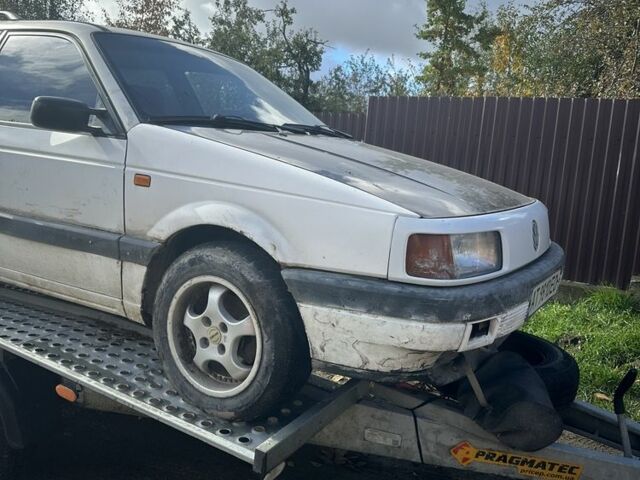 Белый Фольксваген Пассат, объемом двигателя 2 л и пробегом 250 тыс. км за 650 $, фото 2 на Automoto.ua