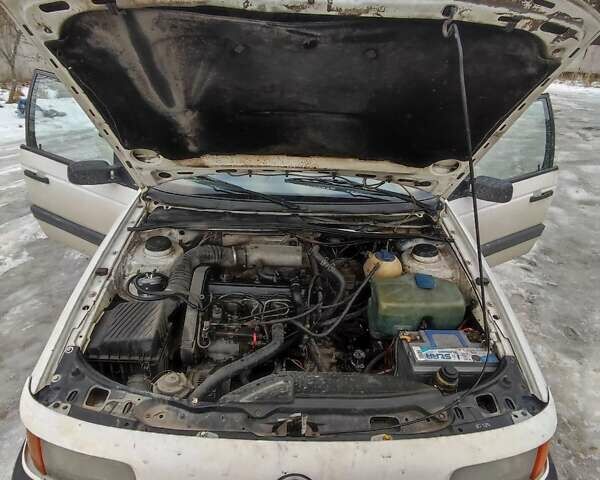 Білий Фольксваген Пассат, об'ємом двигуна 1.9 л та пробігом 420 тис. км за 2500 $, фото 13 на Automoto.ua