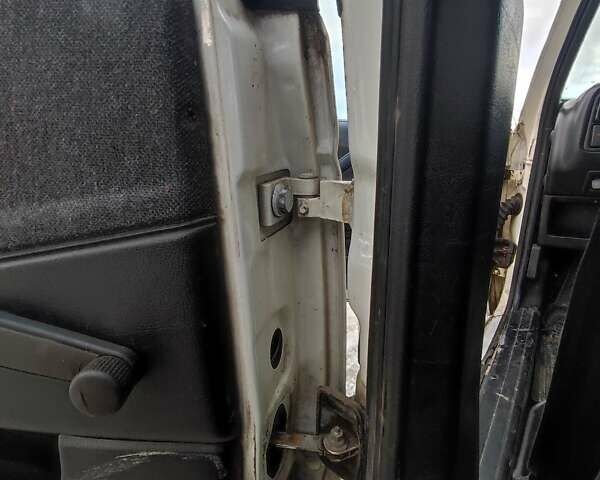 Білий Фольксваген Пассат, об'ємом двигуна 1.9 л та пробігом 420 тис. км за 2500 $, фото 26 на Automoto.ua