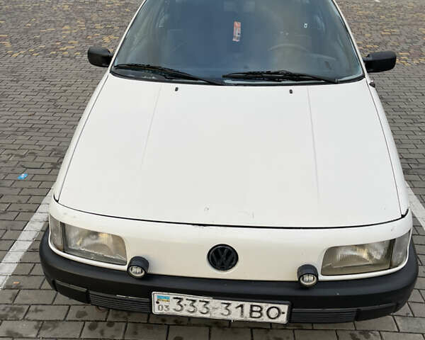 Білий Фольксваген Пассат, об'ємом двигуна 1.8 л та пробігом 341 тис. км за 1900 $, фото 1 на Automoto.ua