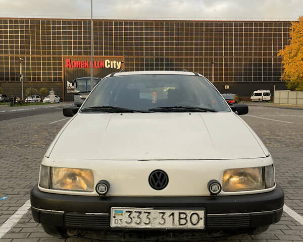 Білий Фольксваген Пассат, об'ємом двигуна 1.8 л та пробігом 341 тис. км за 1900 $, фото 16 на Automoto.ua