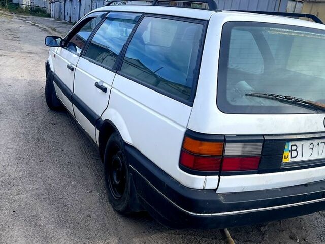 Белый Фольксваген Пассат, объемом двигателя 1.9 л и пробегом 304 тыс. км за 2000 $, фото 4 на Automoto.ua