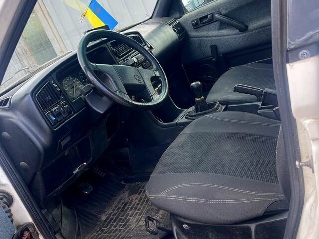 Белый Фольксваген Пассат, объемом двигателя 1.9 л и пробегом 304 тыс. км за 2000 $, фото 5 на Automoto.ua