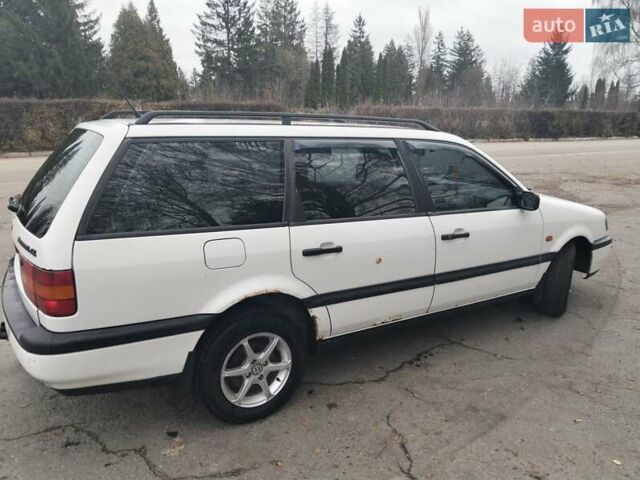 Белый Фольксваген Пассат, объемом двигателя 1.78 л и пробегом 530 тыс. км за 2000 $, фото 3 на Automoto.ua