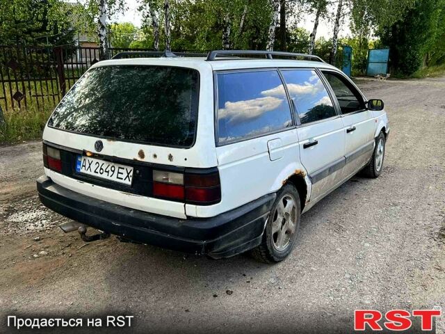 Белый Фольксваген Пассат, объемом двигателя 1.8 л и пробегом 165 тыс. км за 550 $, фото 9 на Automoto.ua