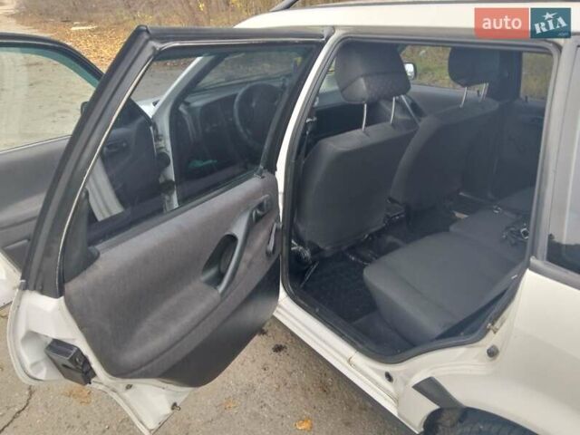 Белый Фольксваген Пассат, объемом двигателя 1.78 л и пробегом 530 тыс. км за 2000 $, фото 9 на Automoto.ua