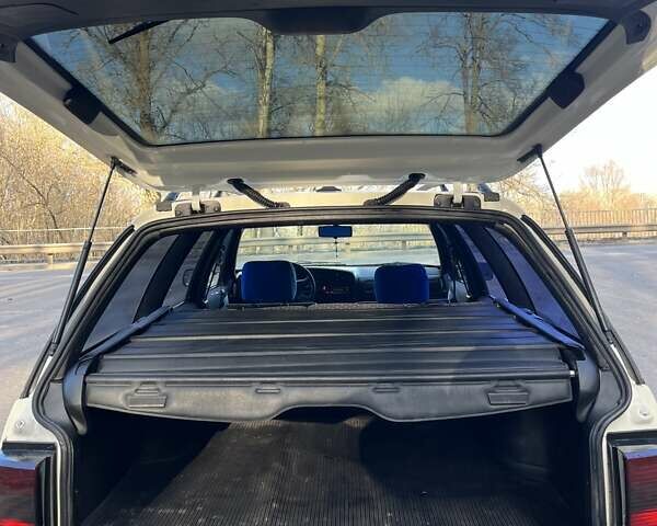 Белый Фольксваген Пассат, объемом двигателя 1.9 л и пробегом 400 тыс. км за 3399 $, фото 18 на Automoto.ua