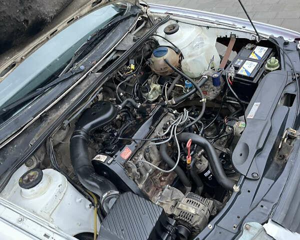 Белый Фольксваген Пассат, объемом двигателя 1.8 л и пробегом 299 тыс. км за 1499 $, фото 29 на Automoto.ua