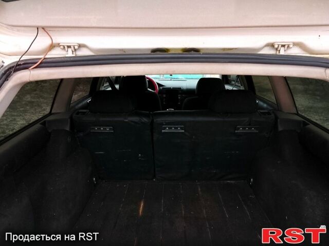 Белый Фольксваген Пассат, объемом двигателя 1.9 л и пробегом 257 тыс. км за 2200 $, фото 3 на Automoto.ua