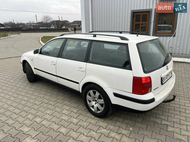 Белый Фольксваген Пассат, объемом двигателя 1.9 л и пробегом 330 тыс. км за 2400 $, фото 2 на Automoto.ua