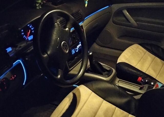 Белый Фольксваген Пассат, объемом двигателя 1.9 л и пробегом 284 тыс. км за 3600 $, фото 8 на Automoto.ua