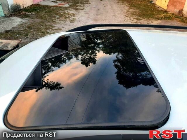 Белый Фольксваген Пассат, объемом двигателя 1.6 л и пробегом 458 тыс. км за 3700 $, фото 4 на Automoto.ua