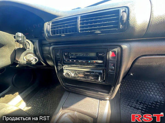 Белый Фольксваген Пассат, объемом двигателя 1.9 л и пробегом 100 тыс. км за 2800 $, фото 10 на Automoto.ua