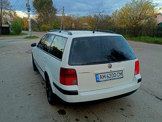 Белый Фольксваген Пассат, объемом двигателя 1.6 л и пробегом 458 тыс. км за 3700 $, фото 9 на Automoto.ua